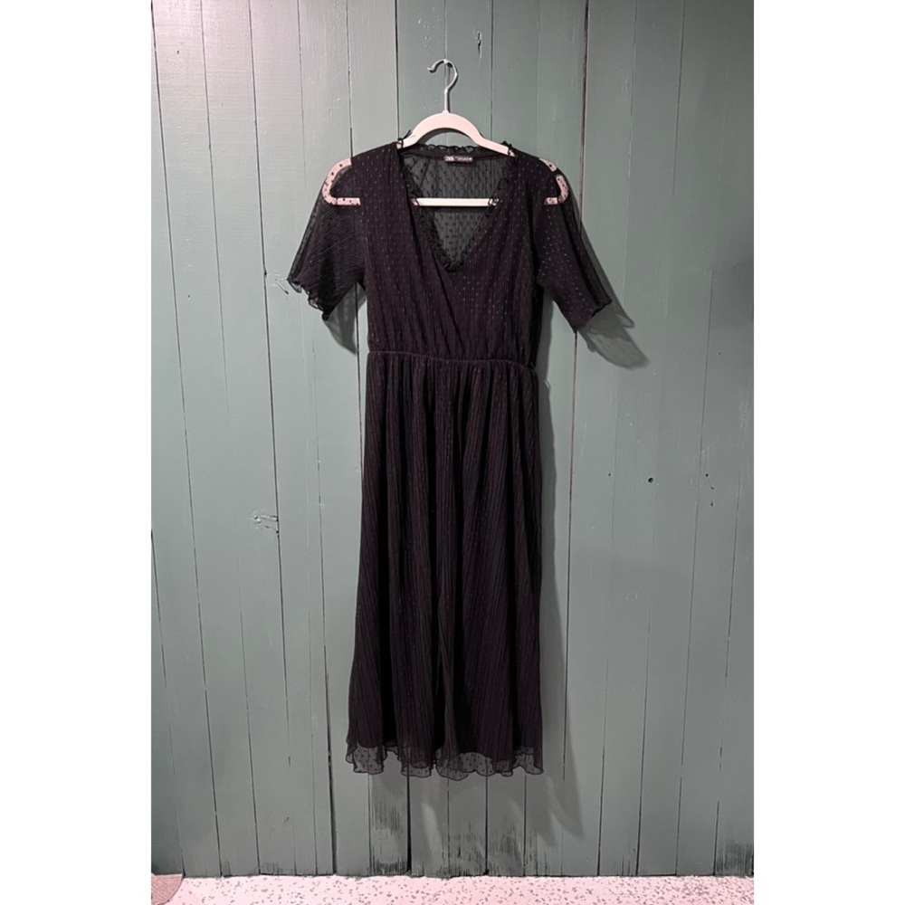 ZARA Black Dot-Texture V-Neck Midi Dress
